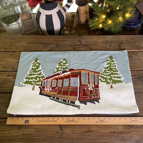 Pottery Barn Winter Wonderland Snow Streetcar Sleigh Crewel Lumbar Pillow Cover - Picture 14 of 16